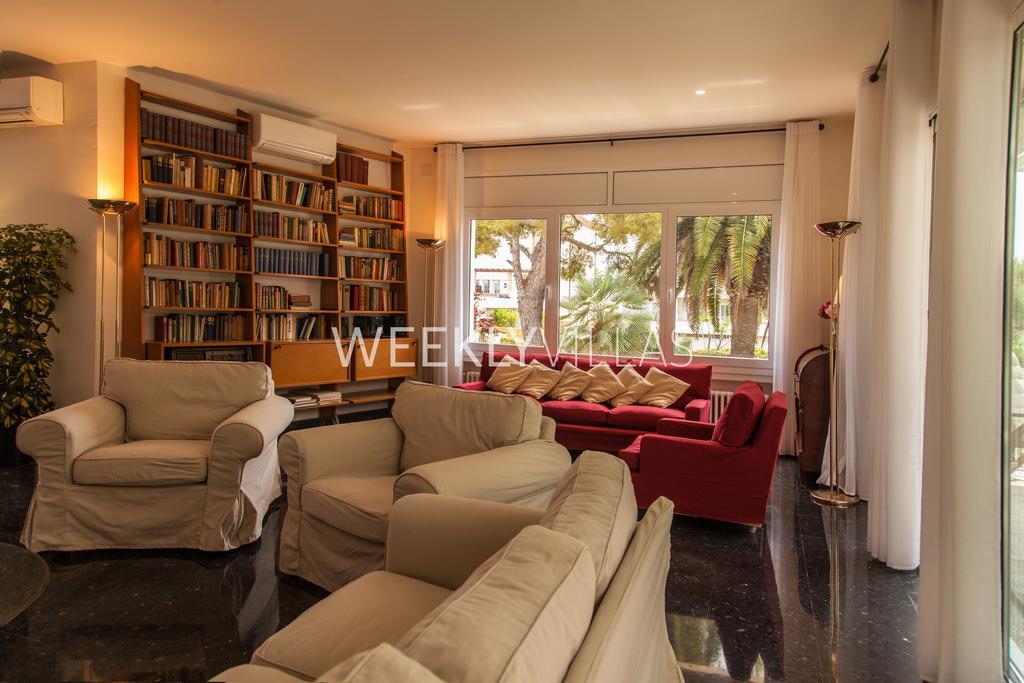 Villa Sitges Tupinetti Beach At 1 Min Walk Amaizing Garden And View Center Sitges 5 Minutes Walk Exterior foto