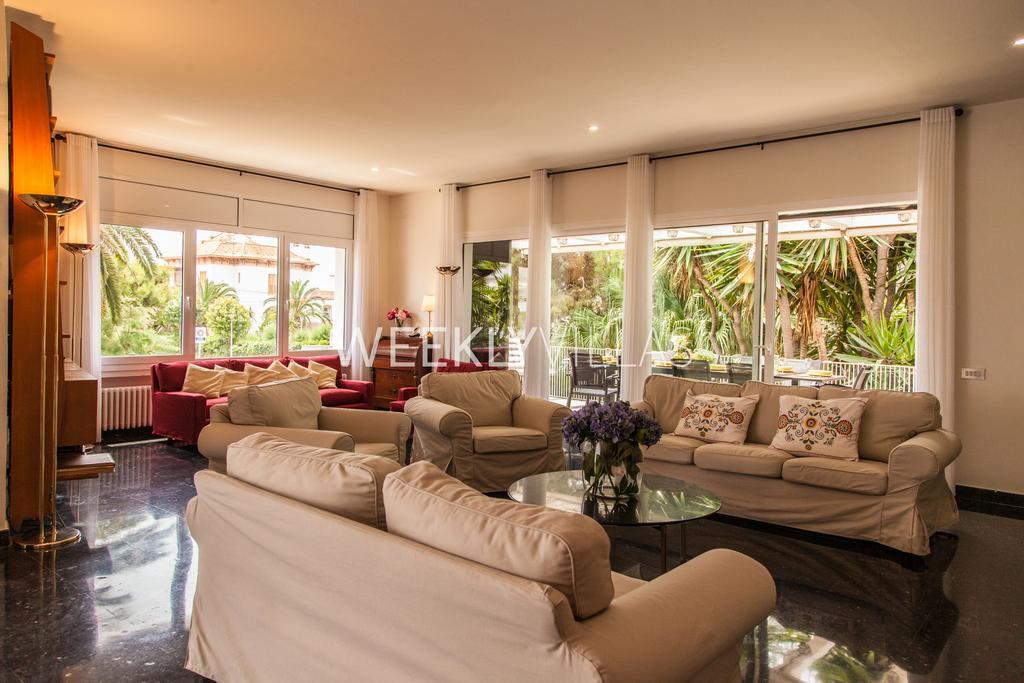 Villa Sitges Tupinetti Beach At 1 Min Walk Amaizing Garden And View Center Sitges 5 Minutes Walk Exterior foto